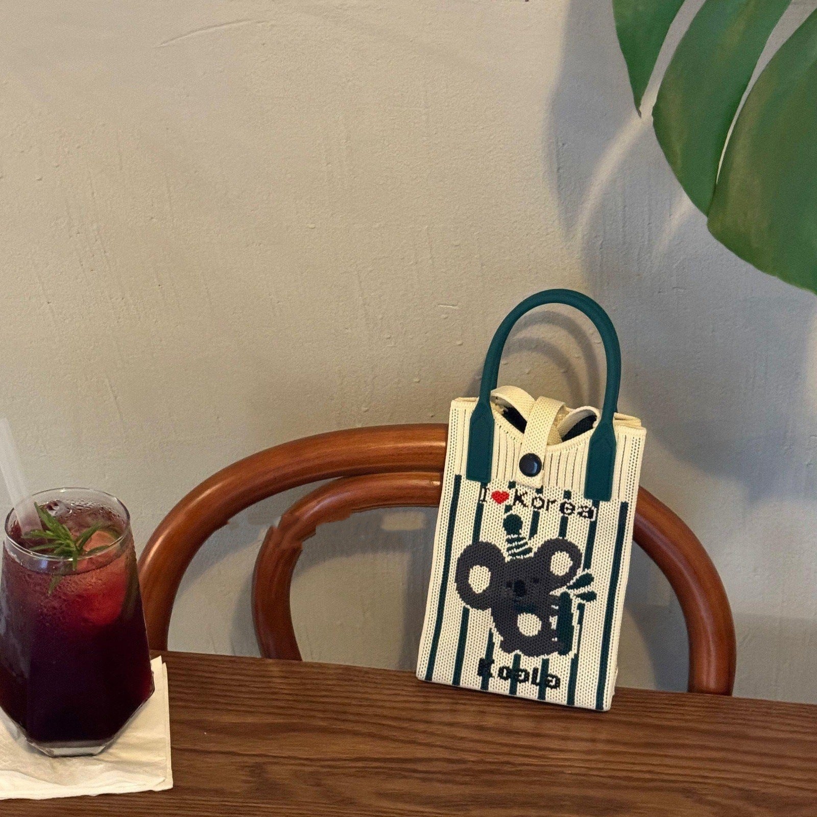 Kawaii Knit Phone Crossbody Bag – Cute Cartoon Mini Shoulder Bag for Cycling, Work & Daily Outings